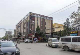 湖州卡通玻璃钢雕塑设计